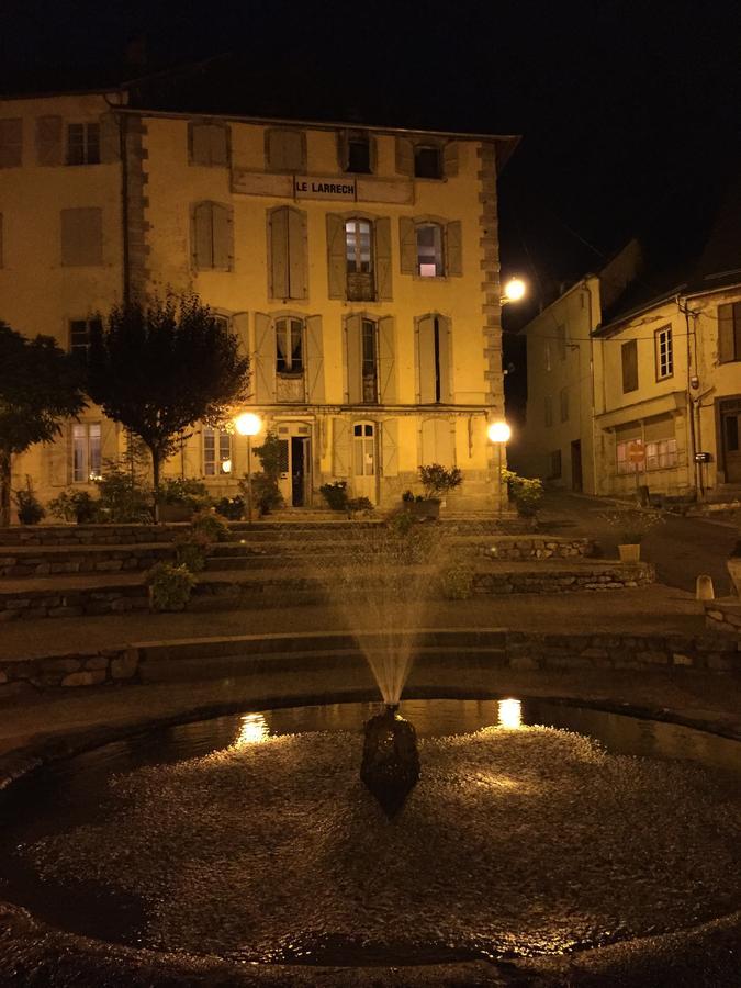 Castillon-en-Couserans Au Detour Du Larrech B&B 외부 사진